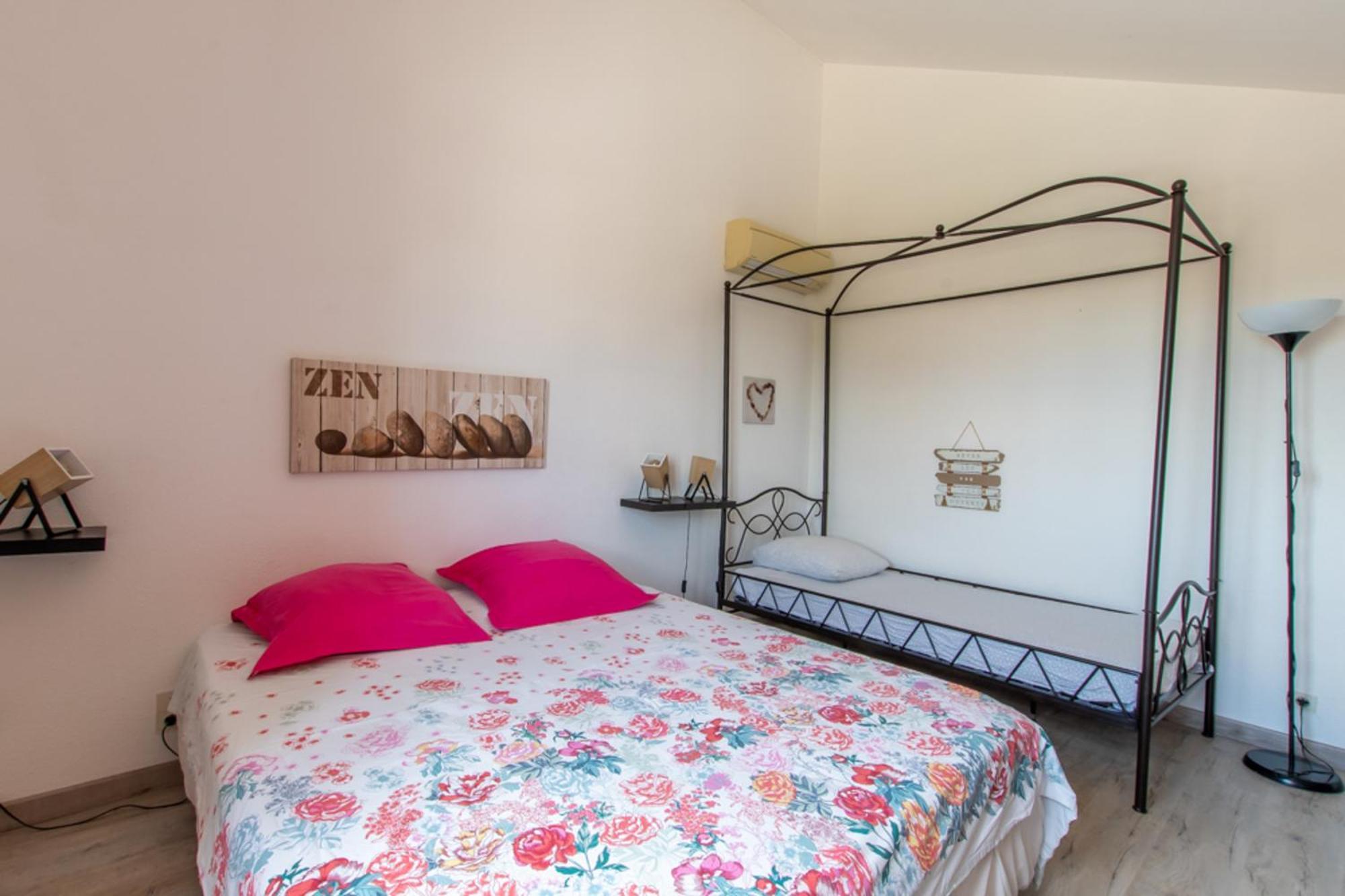 Les Bougainvillees De Camargue Villetelle Kamer foto
